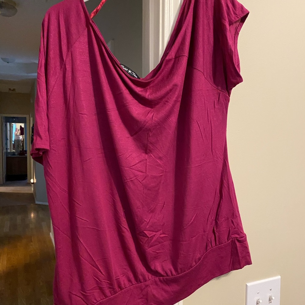 Twist Tees, Size 2X